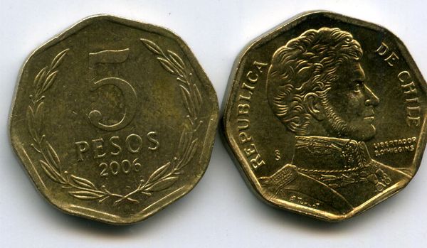 Монета 5 песо 2006г Чили