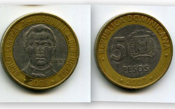Монета 5 песо 2008г Доминикана