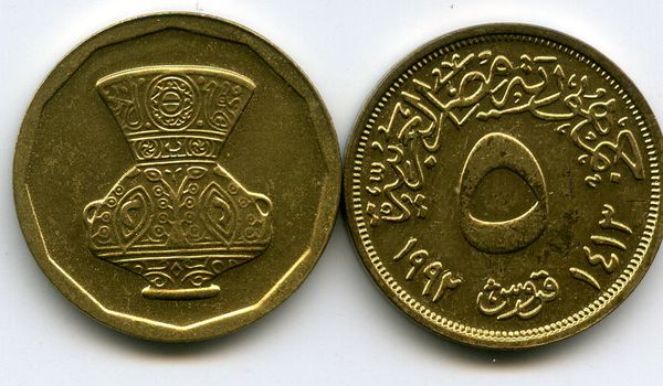 Монета 5 пиастров 1994г Египет