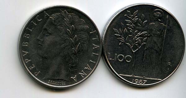 Монета 100 лир 1987г Италия